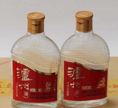 批發(fā)瀘州老窖 逍遙小酒 瀘州白酒 瀘州酒小瓶52度125ml